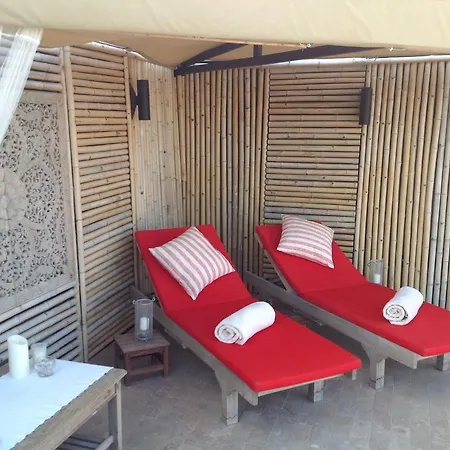 Buddha Apartment